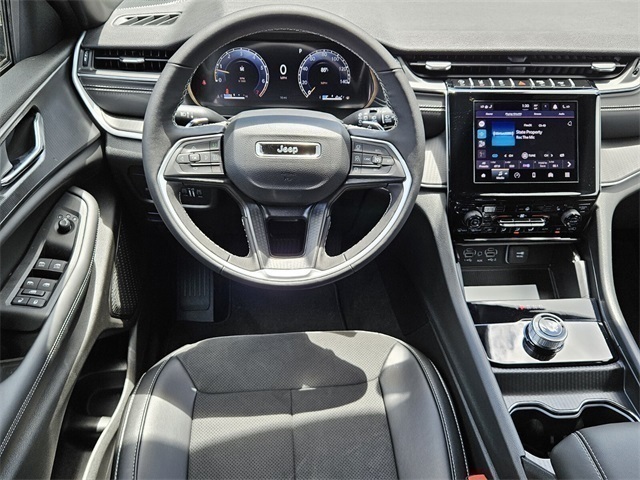 2024 Jeep Grand Cherokee L Altitude 4x4