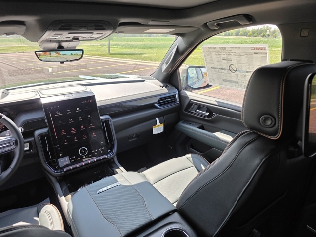 2025 GMC Yukon AT4