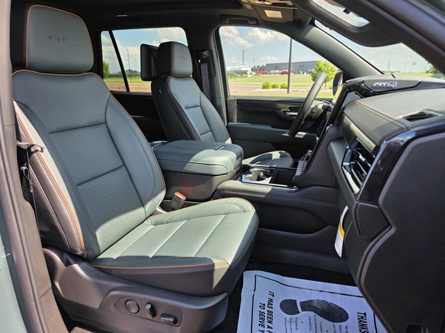 2025 GMC Yukon AT4