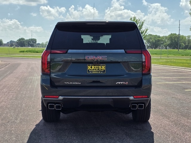 2025 GMC Yukon AT4