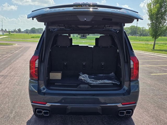 2025 GMC Yukon AT4
