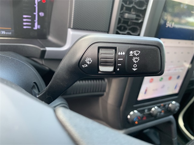 2025 Oxford White Ford Ranger XL 4X4 Truck