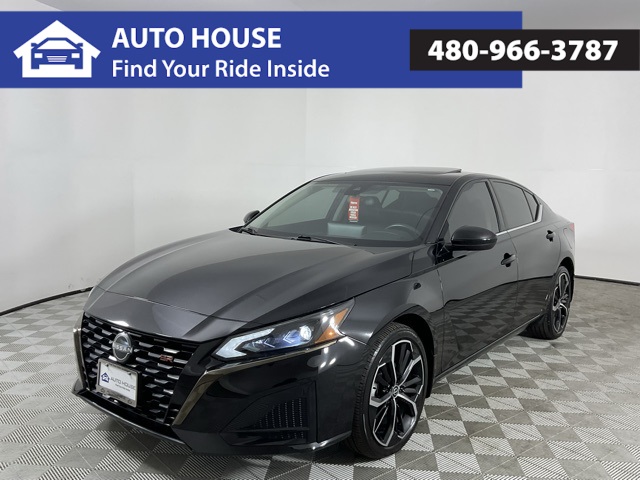 213952024 Nissan Altima 2.5 SR