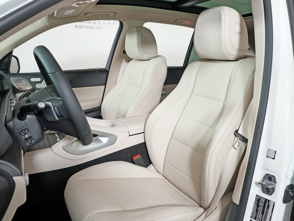 new 2026 Mercedes-Benz GLE car, priced at $76,890