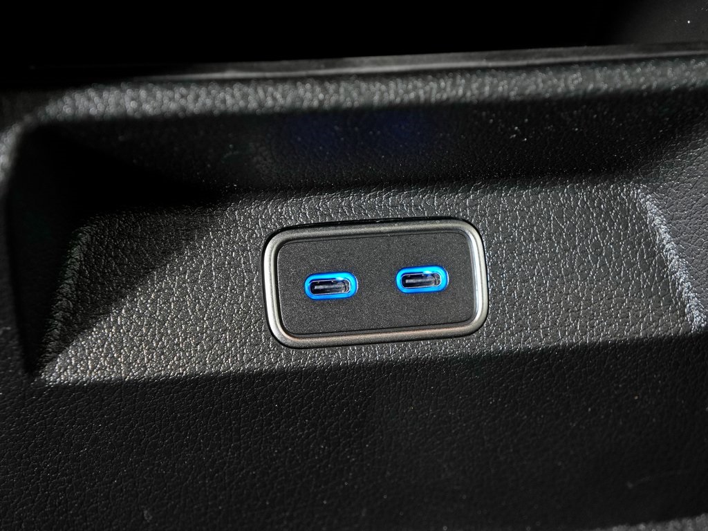 new 2026 Mercedes-Benz GLE car, priced at $76,890