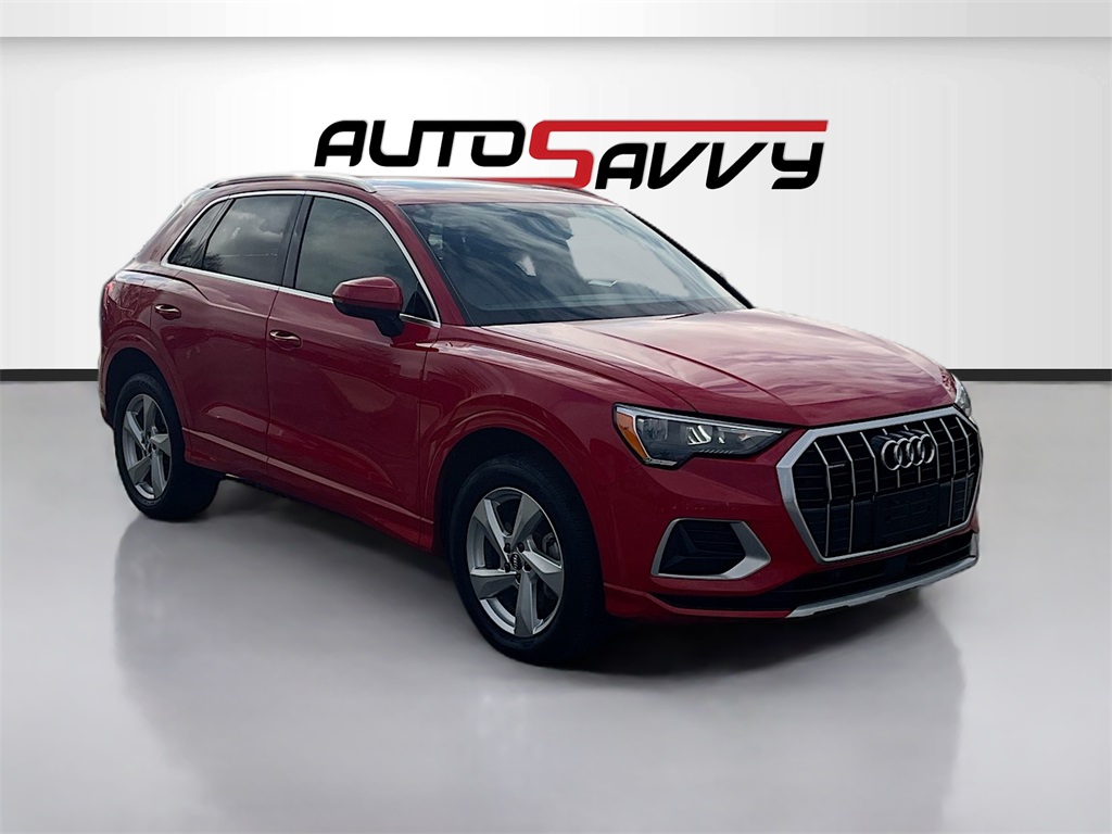 2019 Audi Q3 Premium's photo