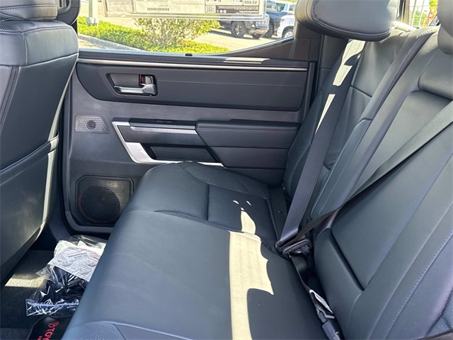 2025 Toyota Tundra Platinum CrewMax photo 12