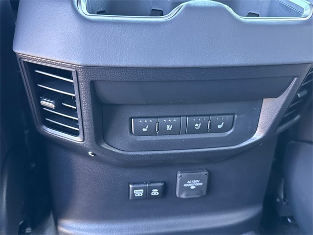 2025 Toyota Tundra Platinum CrewMax photo 15