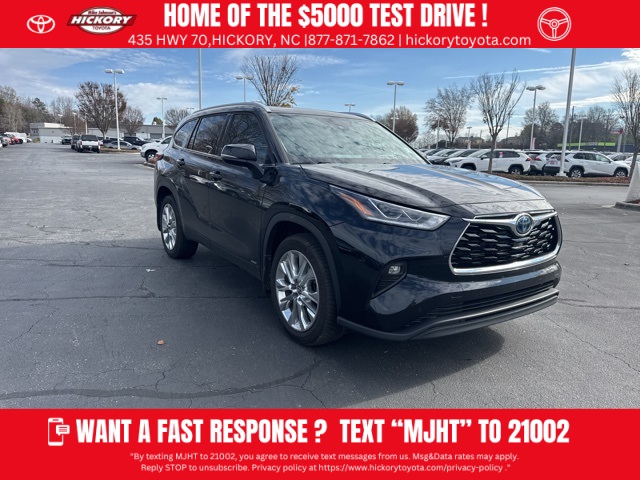 2023 Toyota Highlander Limited's photo