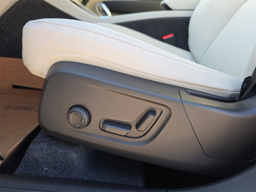 new 2026 Volvo XC40 car, priced at $47,760