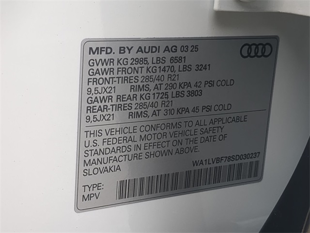 new 2025 Audi Q7 car, priced at $69,296