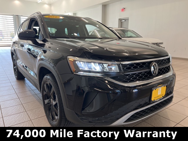 2023 Volkswagen Taos SE's photo