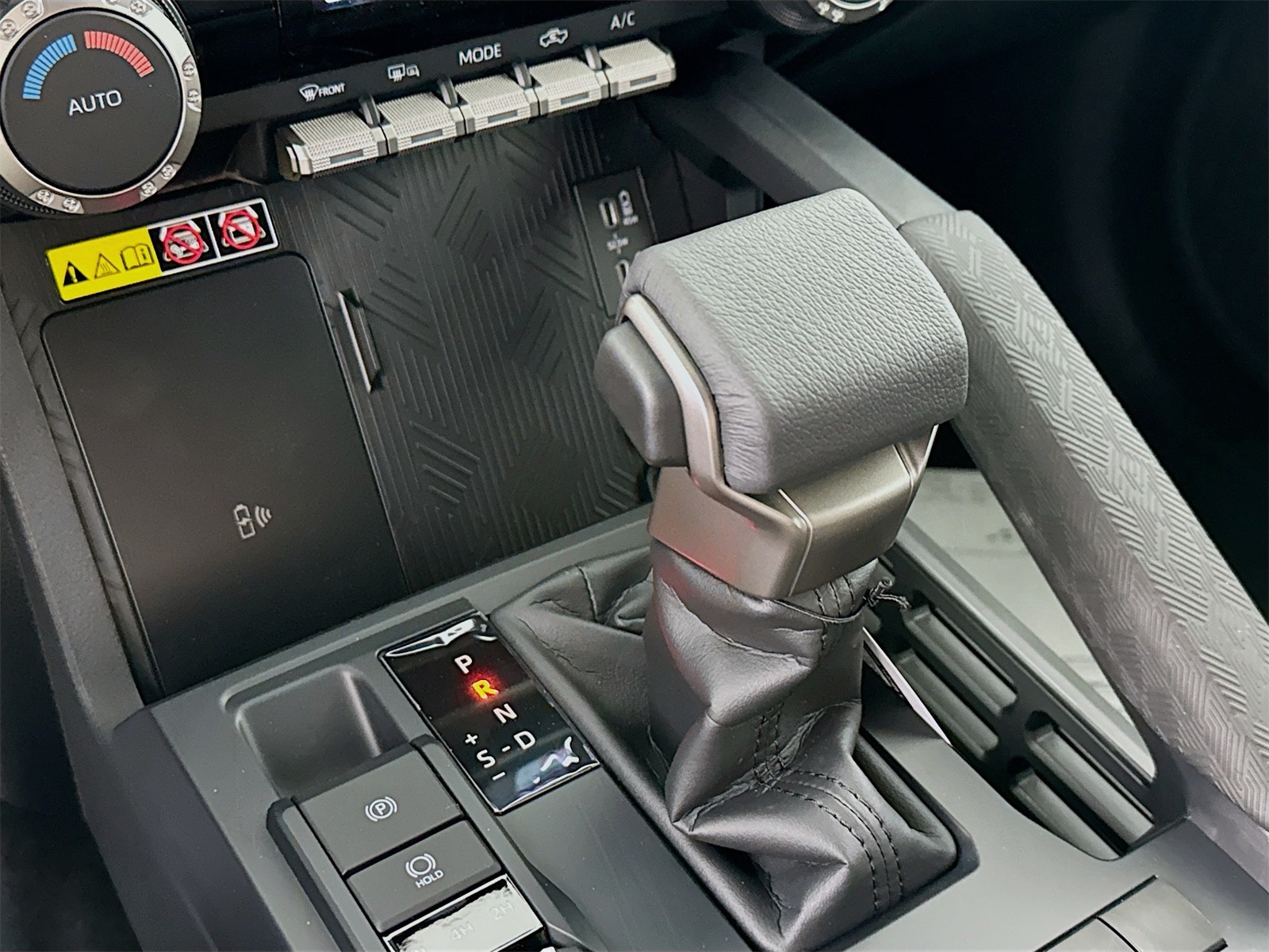2025 Toyota Tacoma SR5 Double Cab photo 11