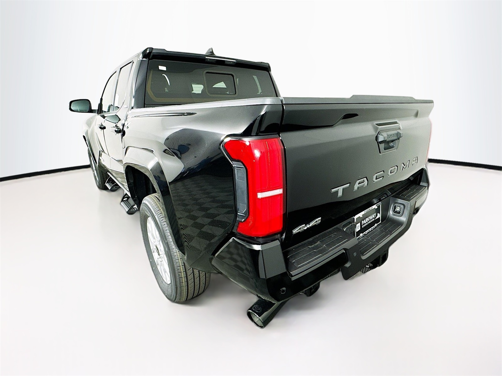 2025 Toyota Tacoma SR5 Double Cab photo 4