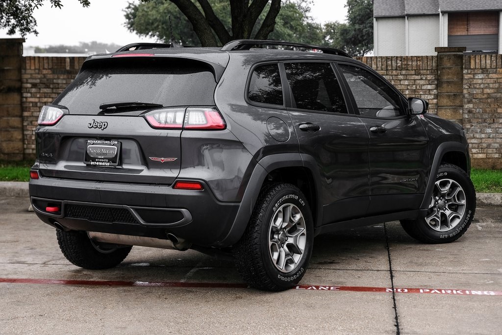 used 2022 Jeep Cherokee car, priced at $23,064