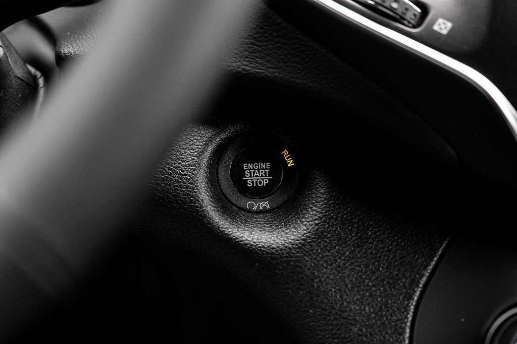 used 2022 Jeep Cherokee car, priced at $23,064