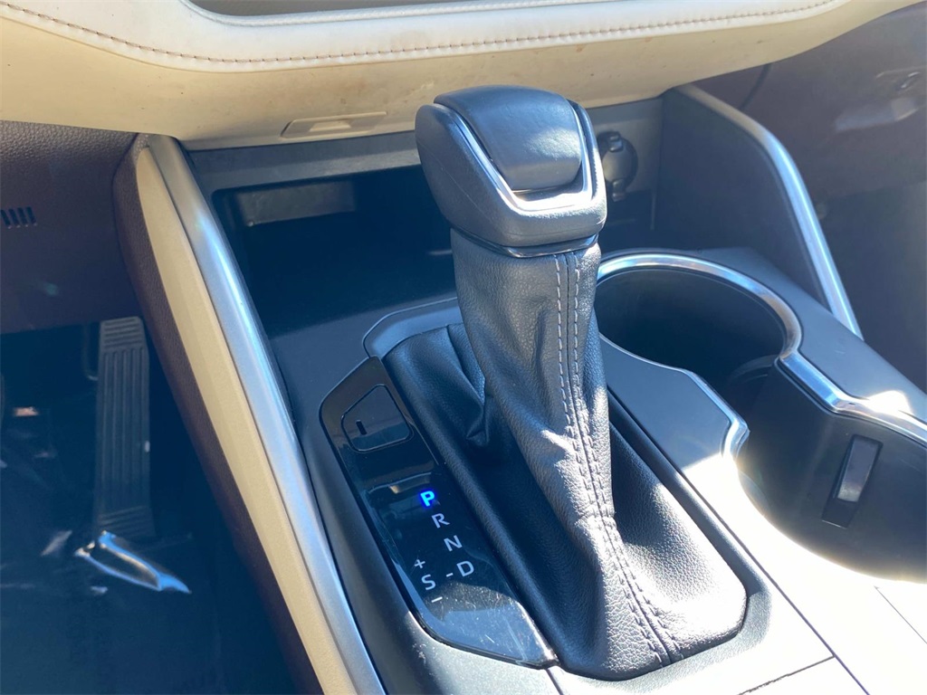 2022 Black Toyota Highlander XLE AWD SUV