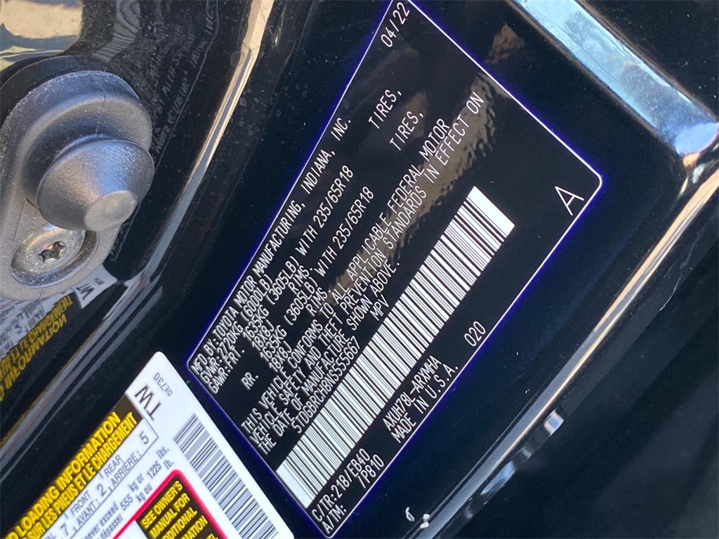 2022 Black Toyota Highlander XLE AWD SUV
