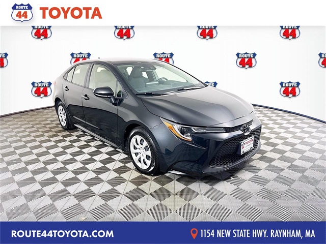 2022 Toyota Corolla LE's photo
