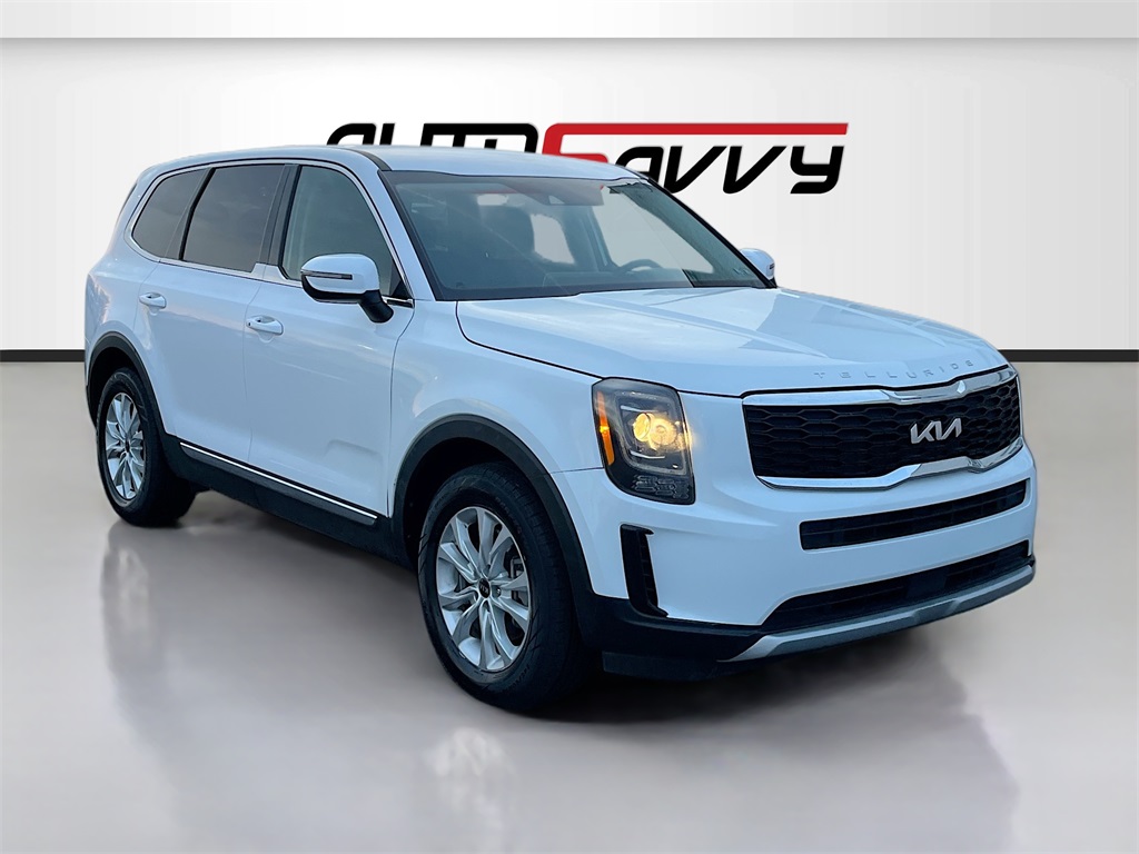 2022 Kia Telluride LX's photo