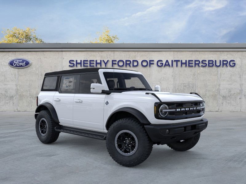 2025 Ford Bronco 4-Door Outer Banks's photo