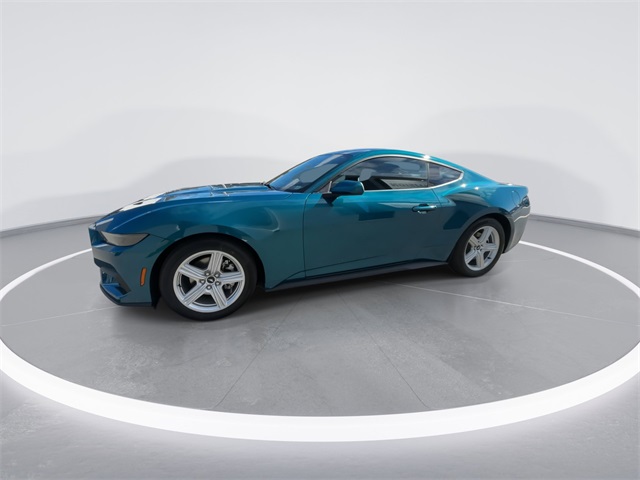 2026 Ford Mustang EcoBoost photo 4
