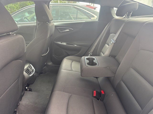 2024 Chevrolet Malibu 1LT photo 5