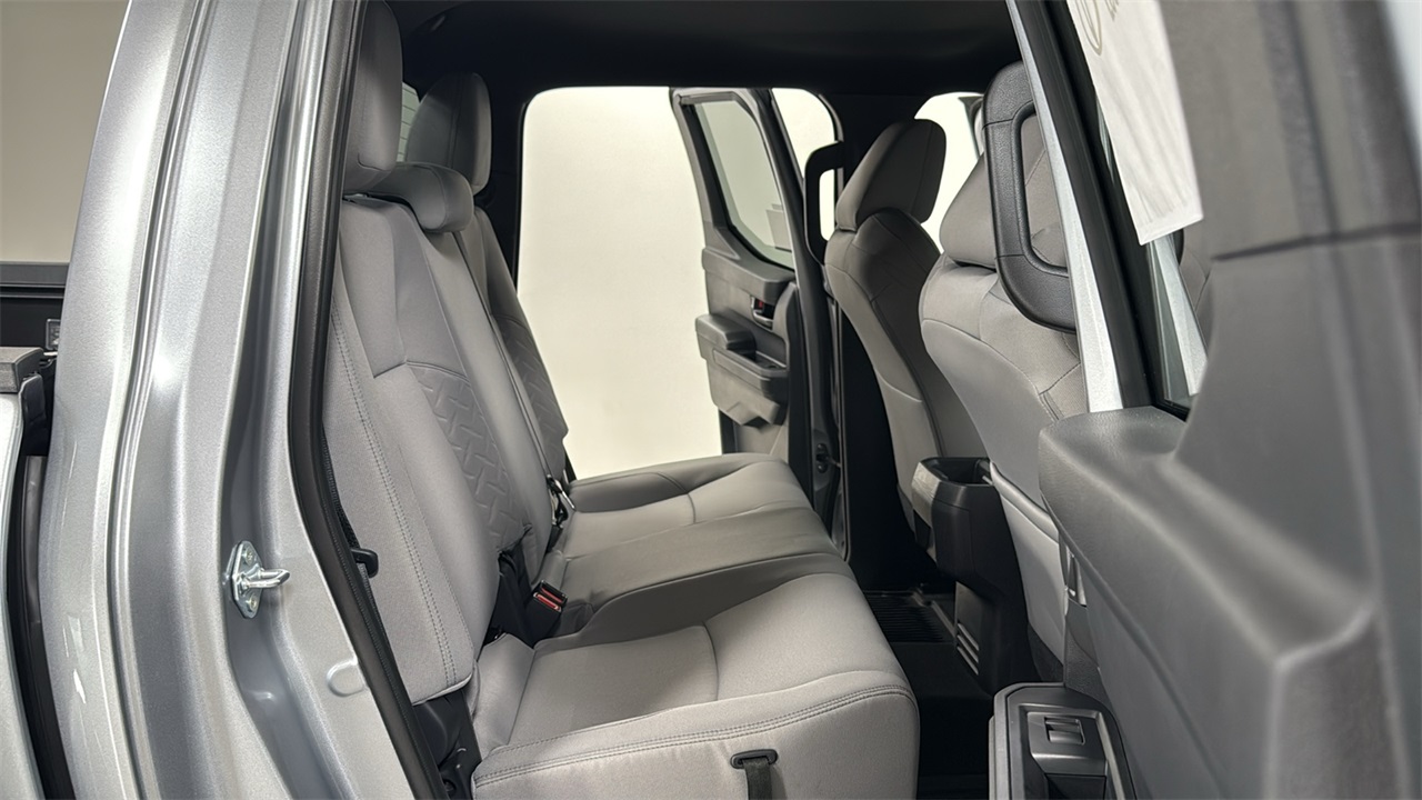 2025 Toyota Tacoma SR5 Double Cab photo 16