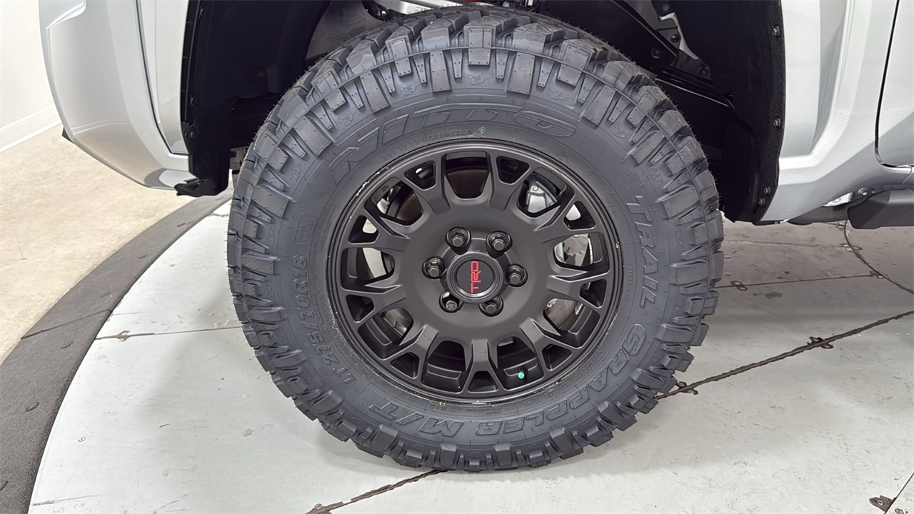2025 Toyota Tacoma SR5 Double Cab photo 23