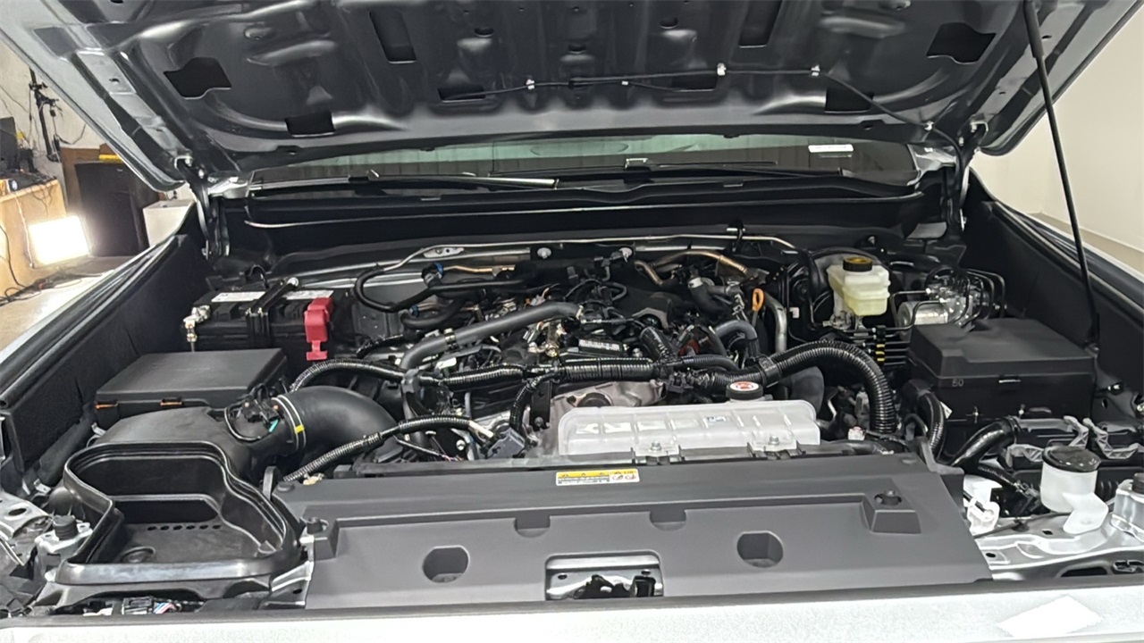2025 Toyota Tacoma SR5 Double Cab photo 24