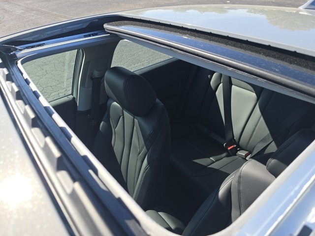 2026 Acura Integra Base photo 13