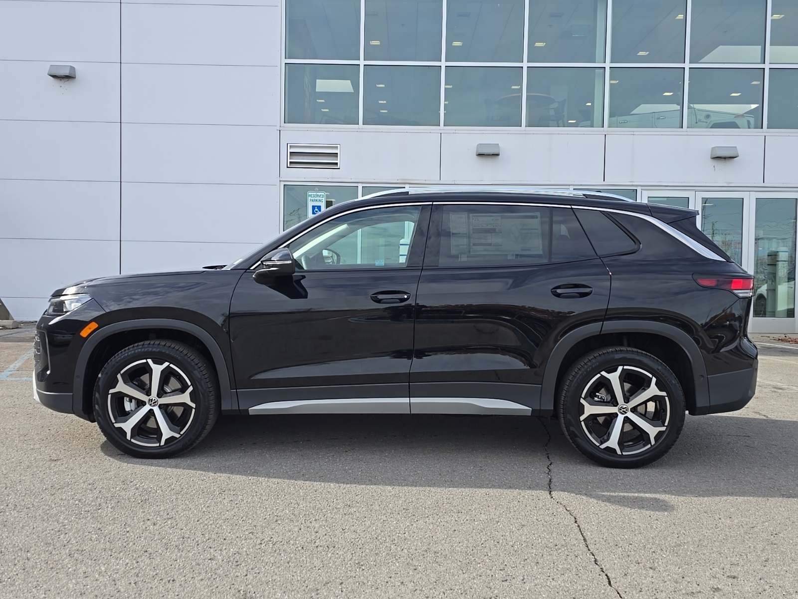 new 2026 Volkswagen Tiguan car, priced at $38,394