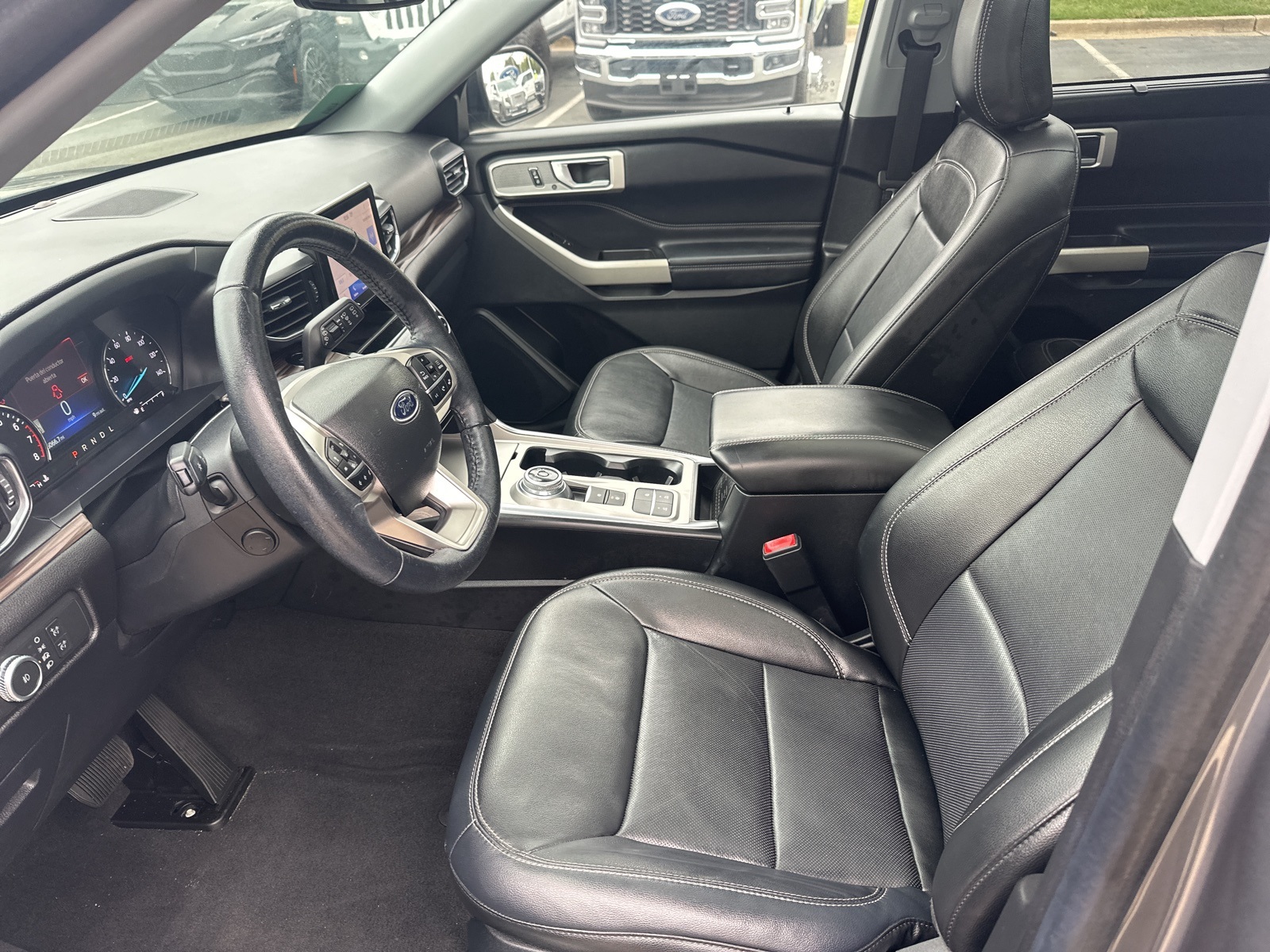 2022 Ford Explorer Limited photo 3