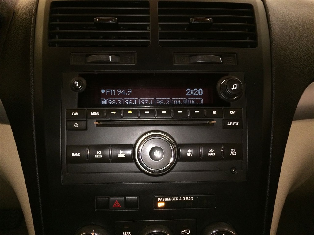 2010 Saturn OUTLOOK XE - M1089A