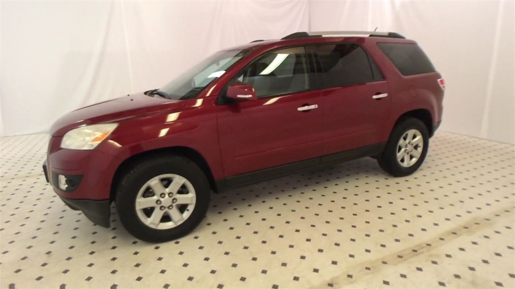 2010 Saturn OUTLOOK XE - M1089A