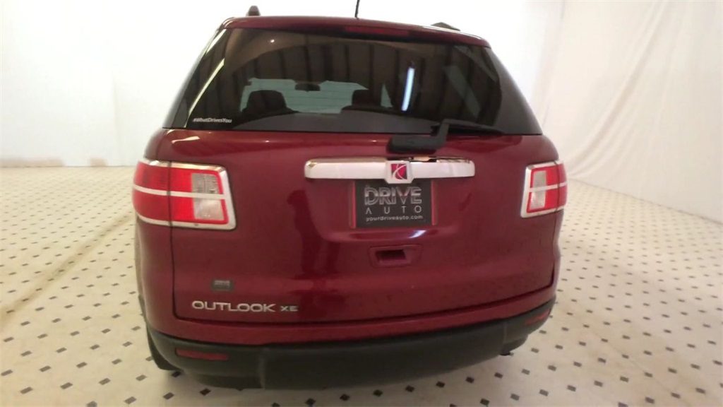 2010 Saturn OUTLOOK XE - M1089A