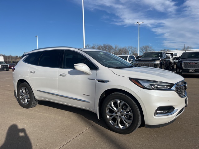 2021 Buick Enclave Avenir's photo