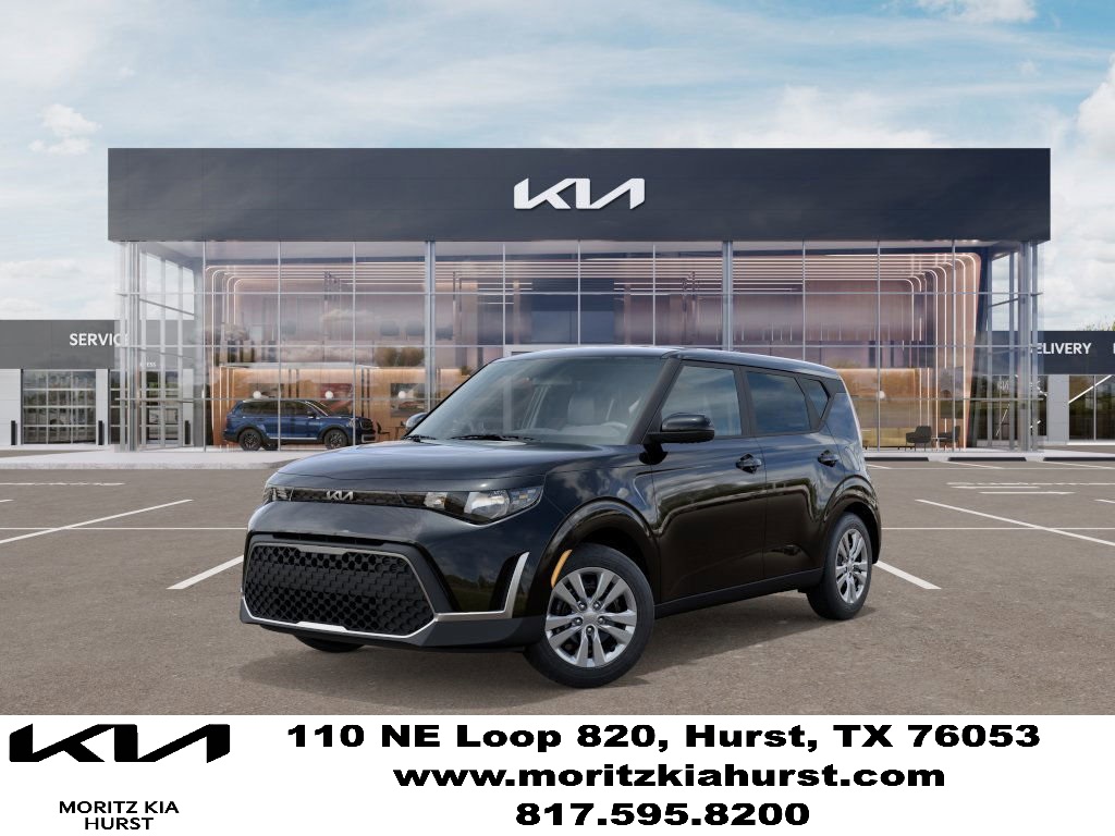 2025 Kia Soul LX's photo