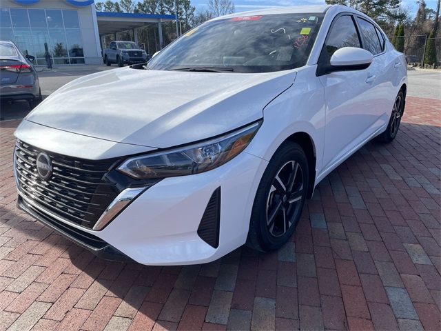 2025 Nissan Sentra SV's photo