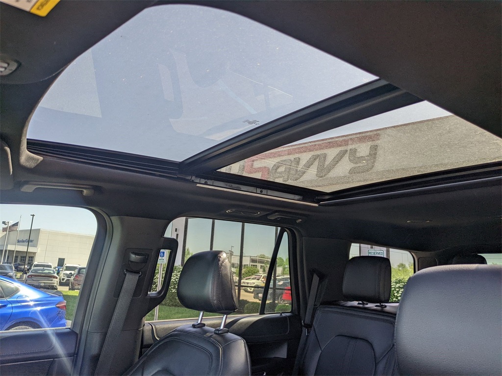 2021 Ford Expedition Limited photo 23