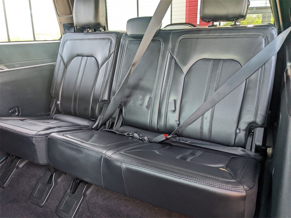 2021 Ford Expedition Limited photo 25