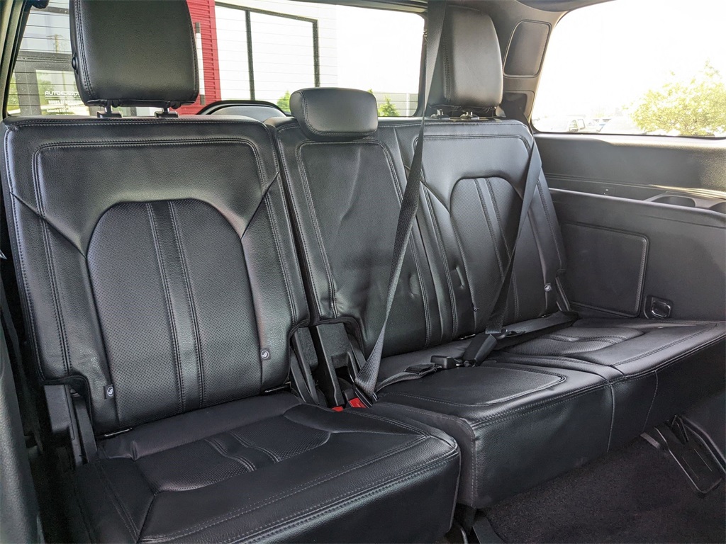 2021 Ford Expedition Limited photo 27