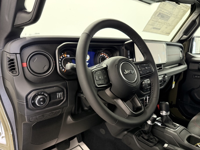 2025 Jeep Gladiator Rubicon photo 18