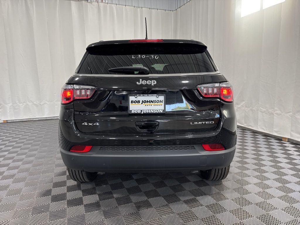 2025 Jeep Compass Limited photo 26