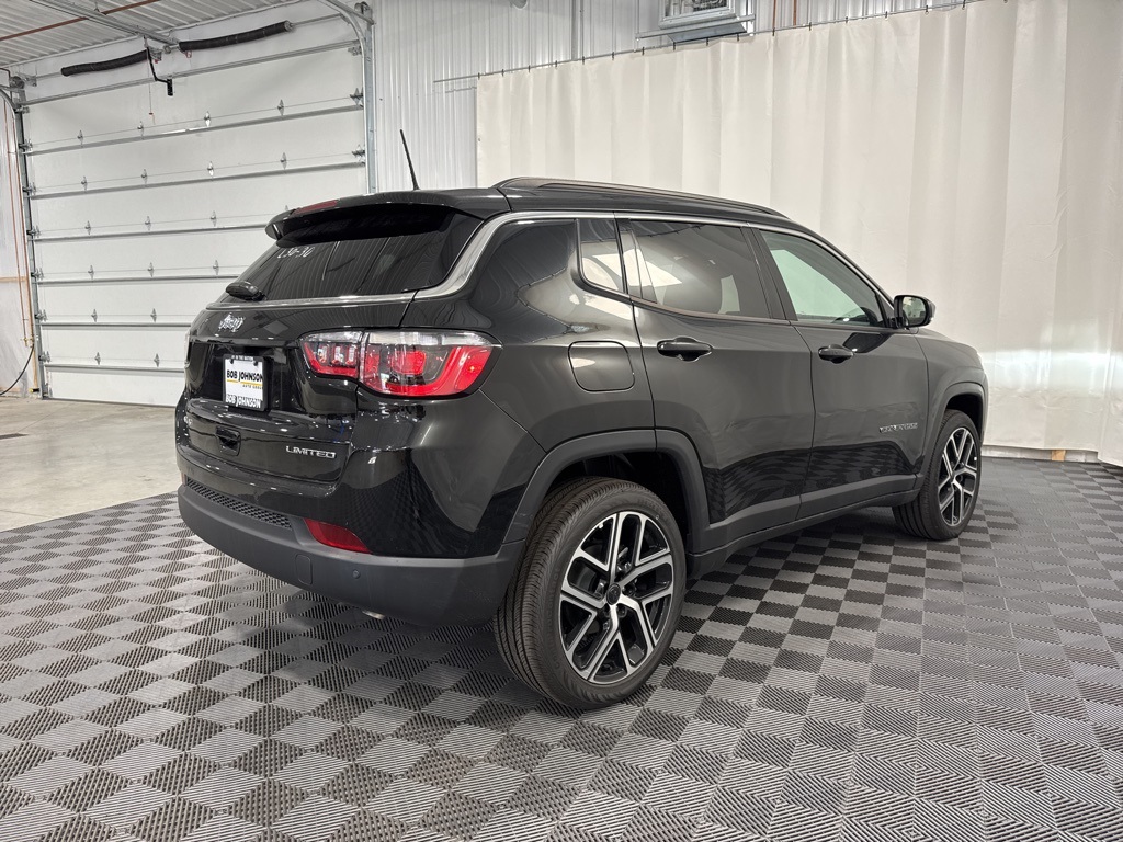 2025 Jeep Compass Limited photo 27