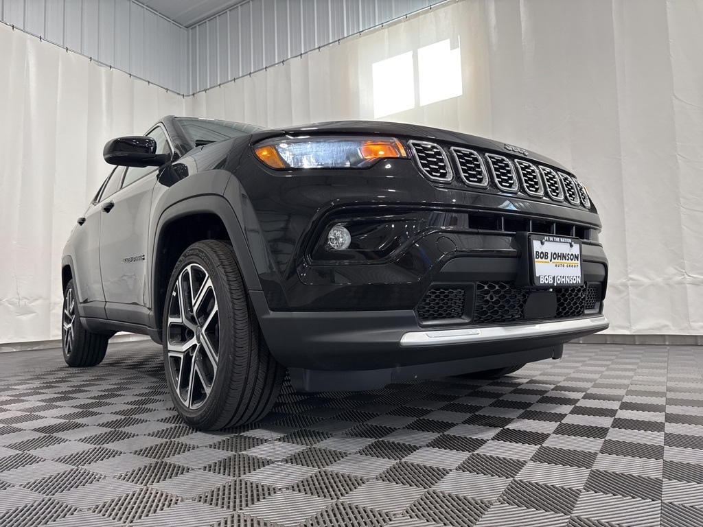 2025 Jeep Compass Limited photo 15