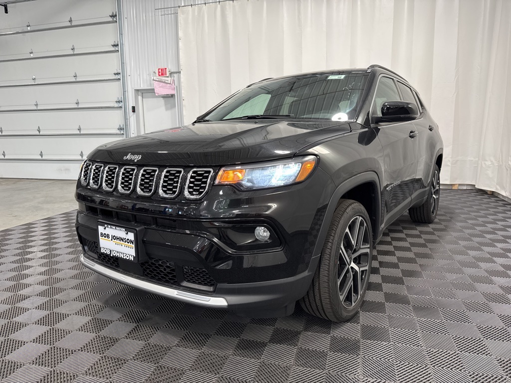 2025 Jeep Compass Limited photo 17