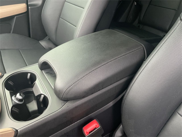 2024 Porsche Cayenne Base photo 11