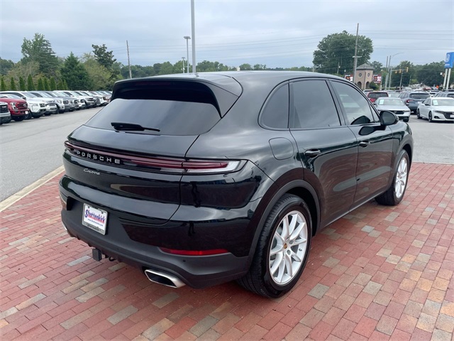 2024 Porsche Cayenne Base photo 26