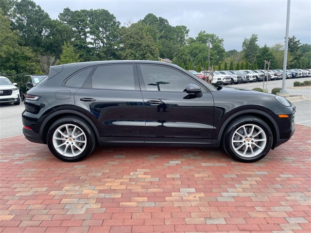 2024 Porsche Cayenne Base photo 27